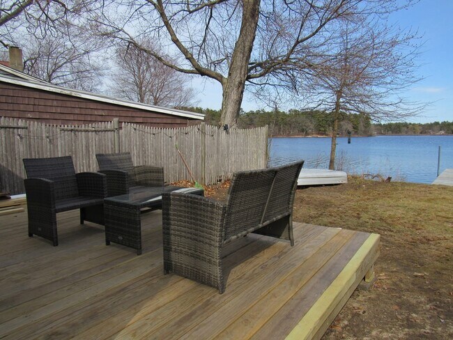 Building Photo - 4 Gregory Island Ln