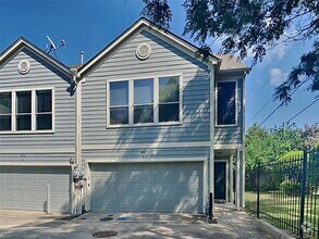 Building Photo - 7416 Coronado Ave