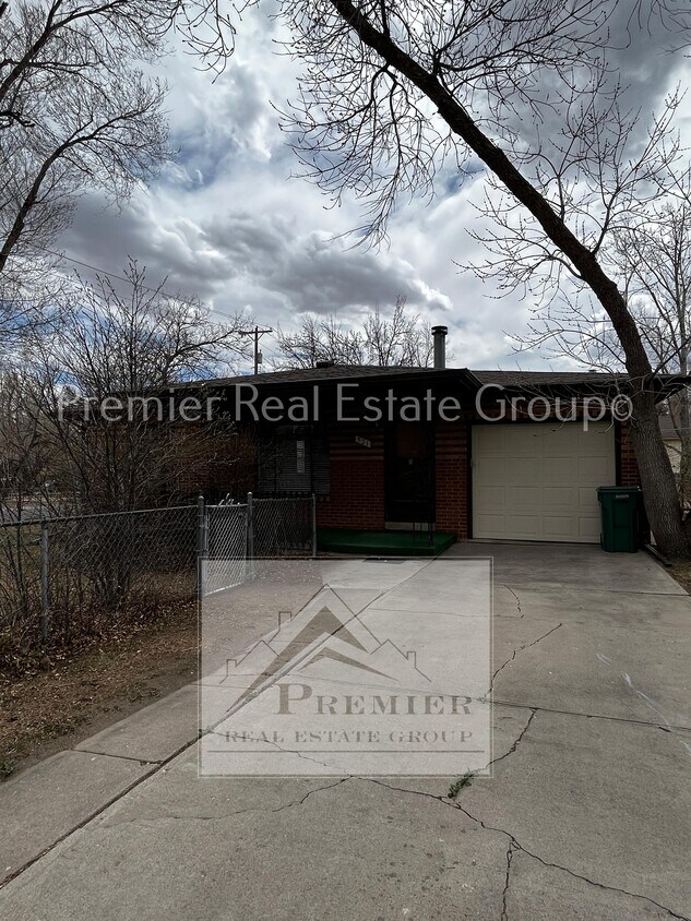 321 W Ramona Ave, Colorado Springs, CO 80905 House Rental in Colorado