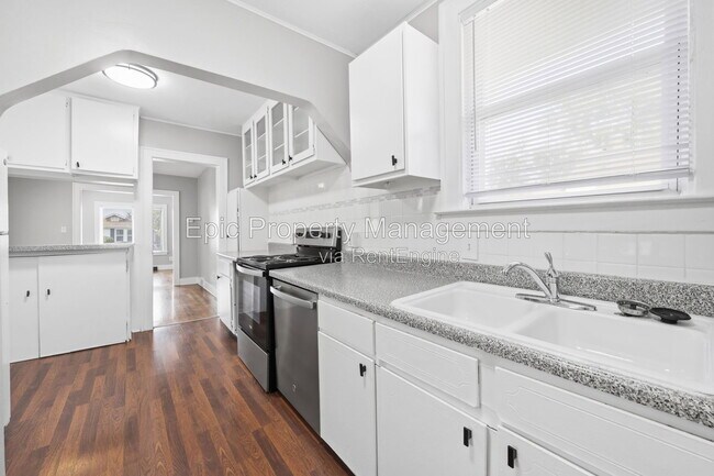 Foto del edificio - 662 E Saratoga St