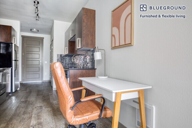 Foto del edificio - 2428 NW Market St