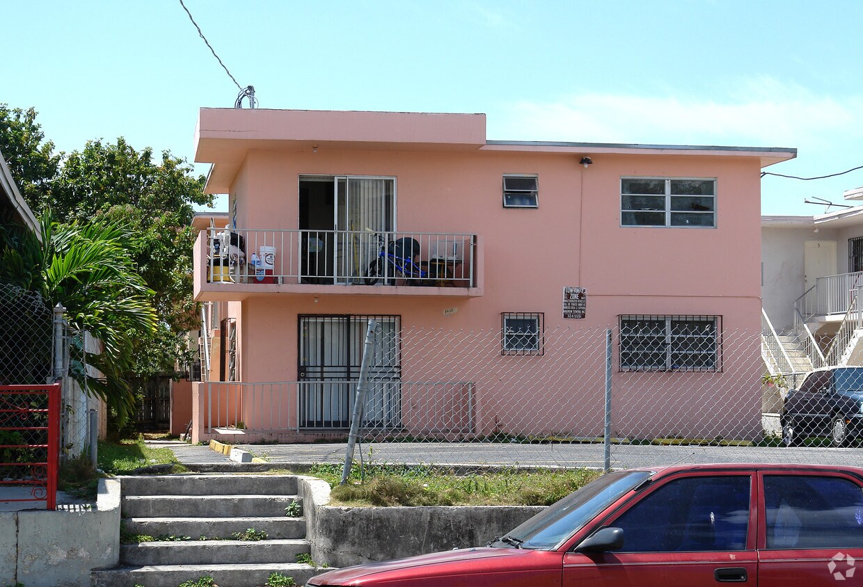 Foto del edificio - 1418 SW 3rd St