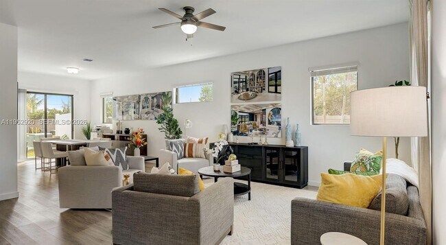 Foto del edificio - 1001 NE 58th St