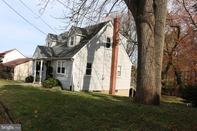 Building Photo - 950 Central Ave