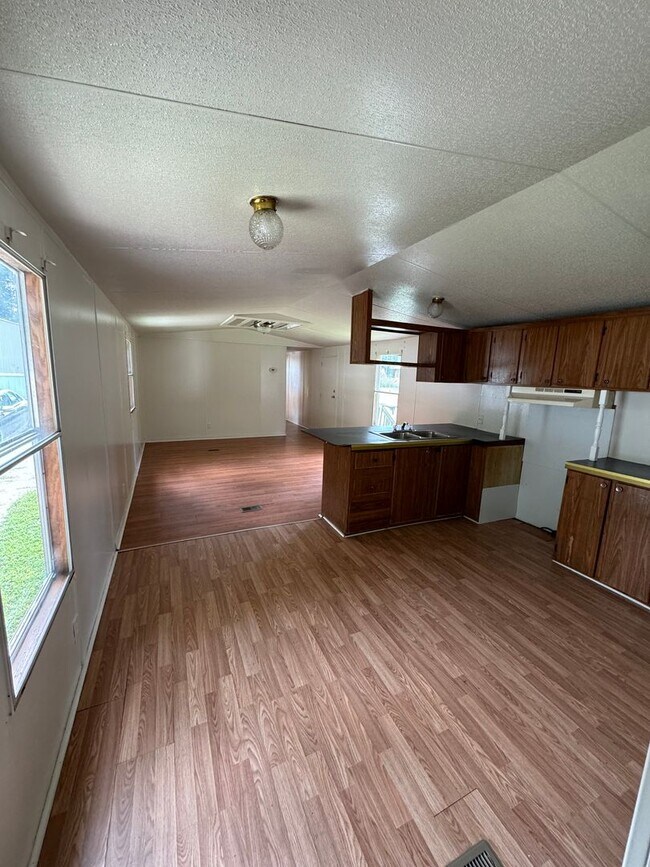 Building Photo - 3/2 Single Wide in Ellenboro, NC