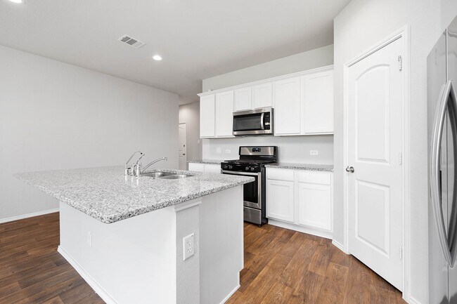 Foto del edificio - 22810 Panaro River Dr