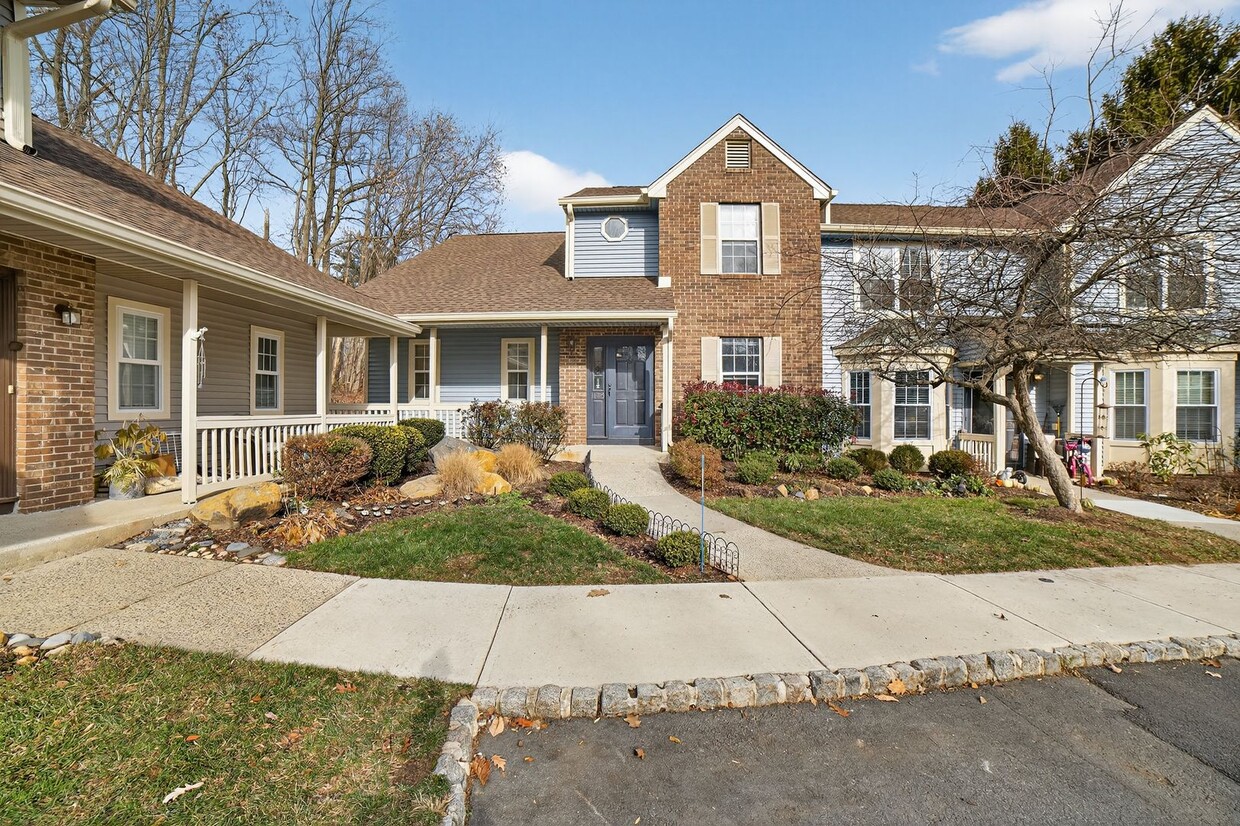 Foto principal - 1803 Poplar Ct