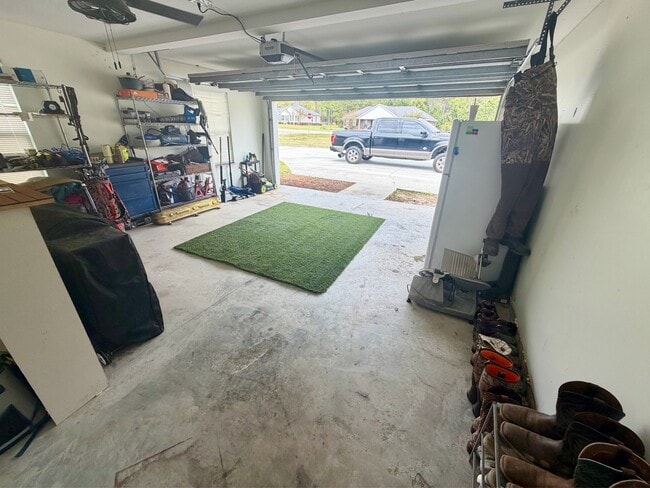 Building Photo - 142 Champion Blvd