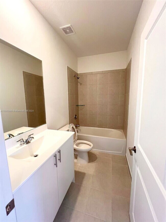 Foto del edificio - 12946 SW 231st St