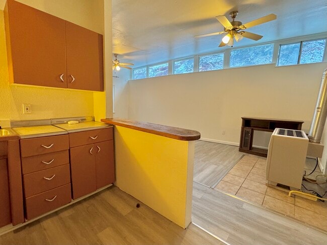 Foto del edificio - 312 Ruxton Ave