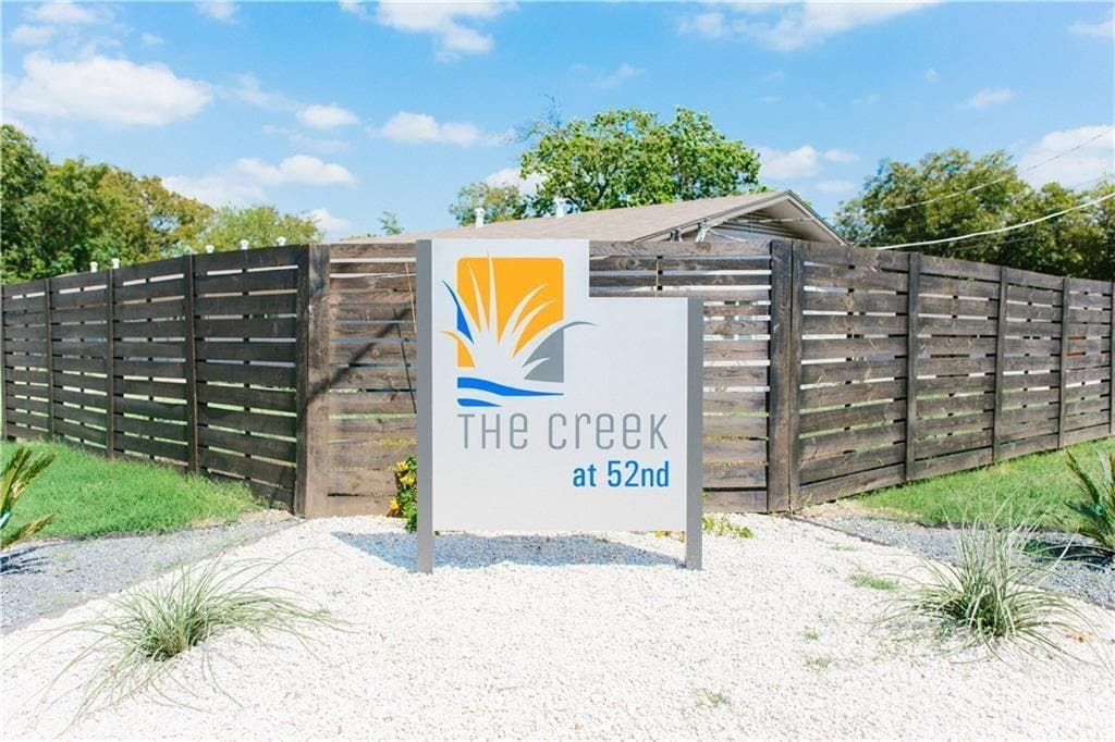 Foto principal - 1302 E 52nd St