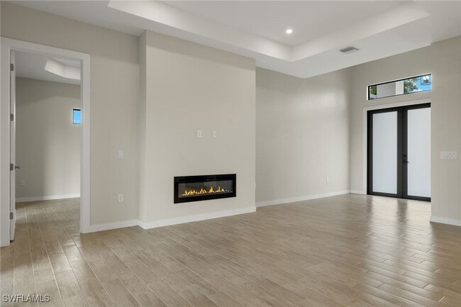Building Photo - 4715 6th St W