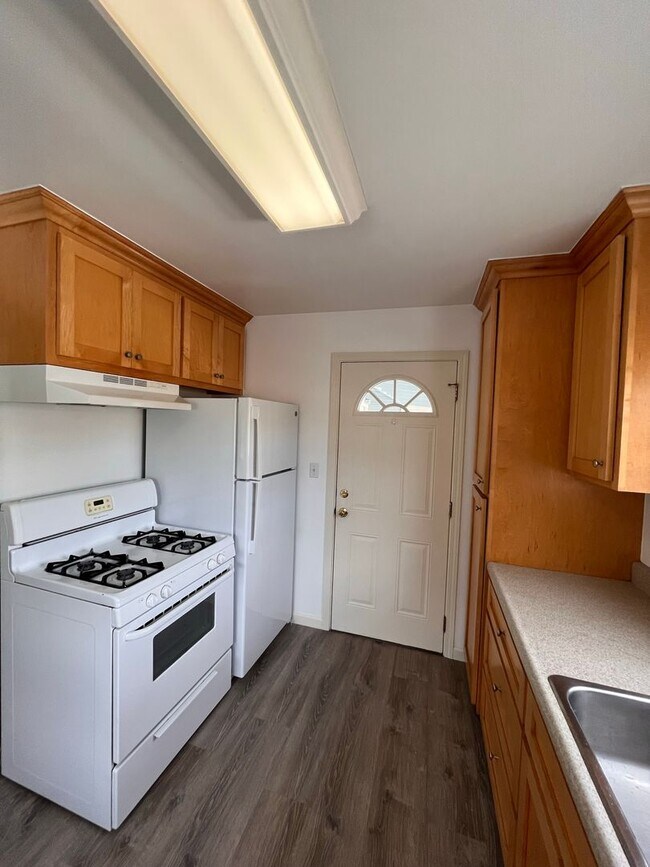 Foto del edificio - 1265 El Camino Real