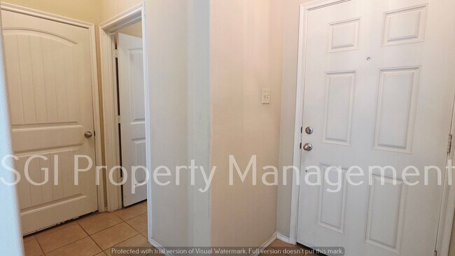 Building Photo - 4031 Merriman Dr