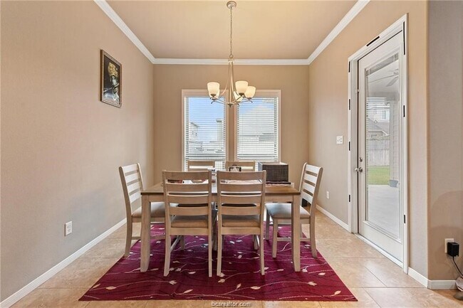 Foto del edificio - 2523 Warkworth Ln