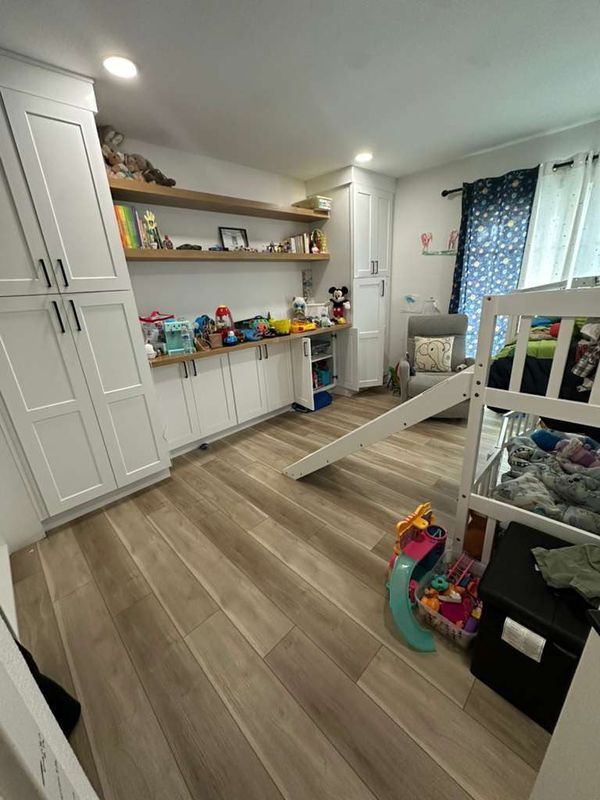 Foto del edificio - 2144 Bluehaven Ct
