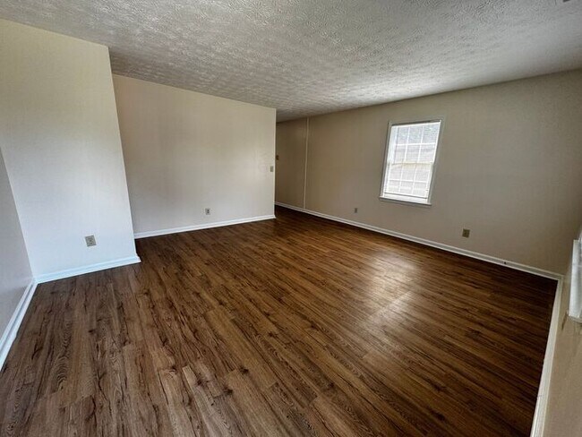 Foto del edificio - !!!WARNING: AVOID SCAMS CONFIRM RENTAL AT ...