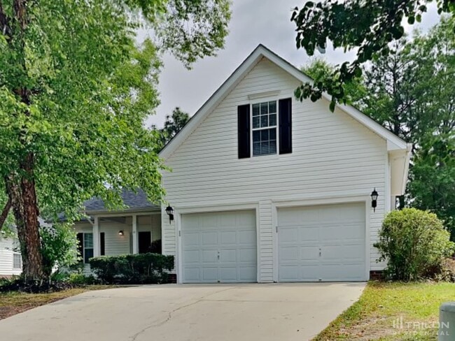Building Photo - 111 Glendevon Way