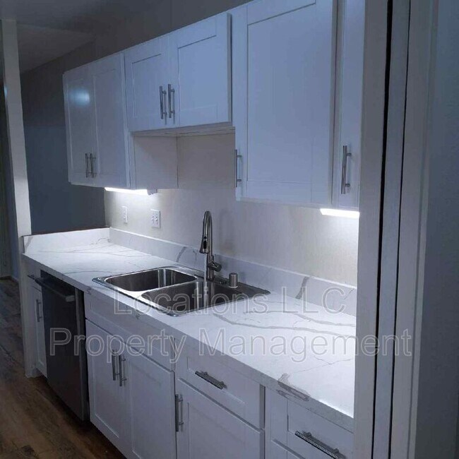 Building Photo - 46-078-78 Emepela Pl