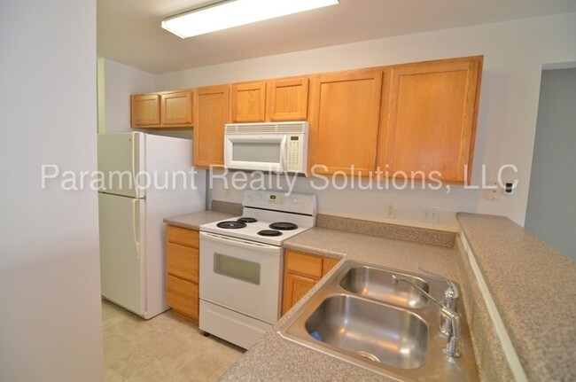 Building Photo - 1801 Trailwood Heights Ln