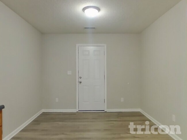 Foto del edificio - 1836 Farm Meadow Dr