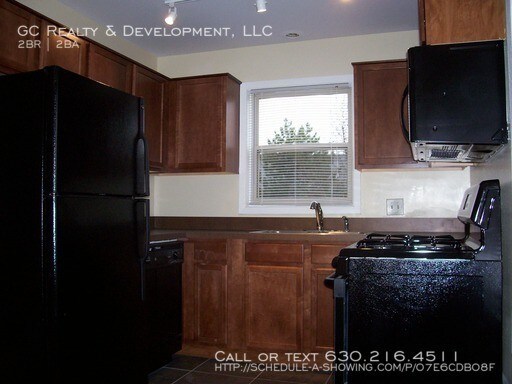 Building Photo - 1521 Raymond Dr