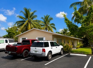 Building Photo - 200 NW 43rd Ct