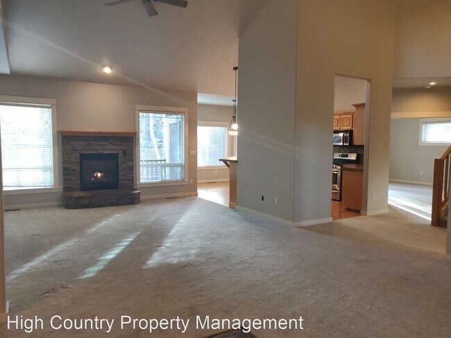 Foto del edificio - 4 br, 2 bath House - 61186 Hilmer Creek Dr.