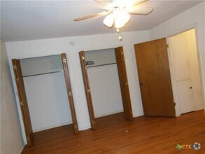 Building Photo - 507 Buttercup Ln