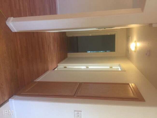 Foto del edificio - 942 Hazel St