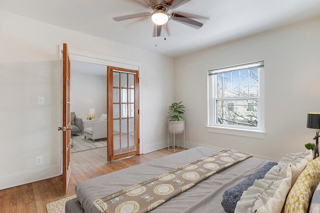 Building Photo - Corona Court Apartments