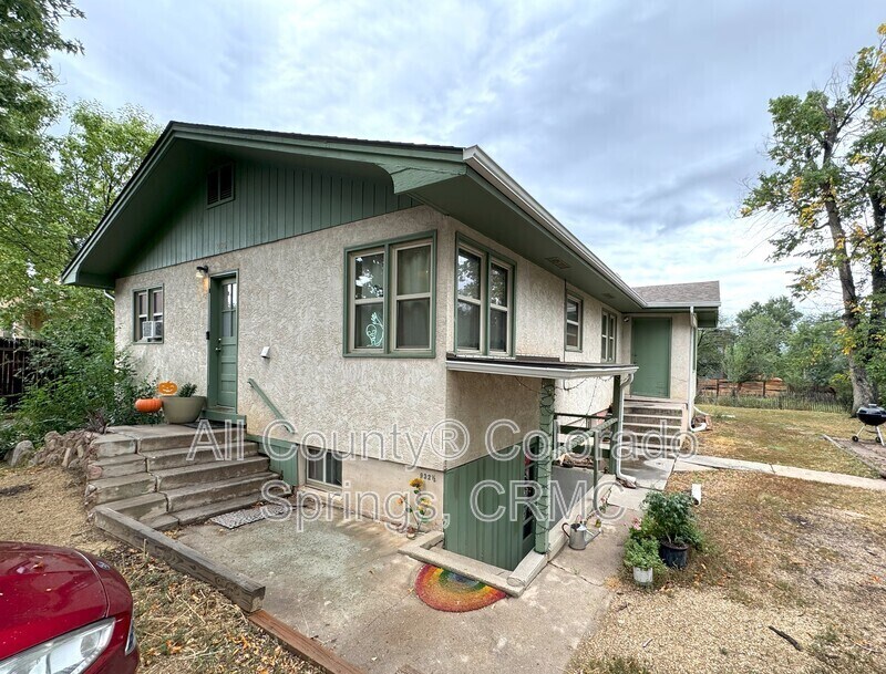 932 1/2 Cheyenne Blvd Colorado Springs, CO 80905 Alquileres en
