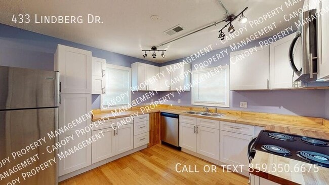 Building Photo - 433 Lindberg Dr