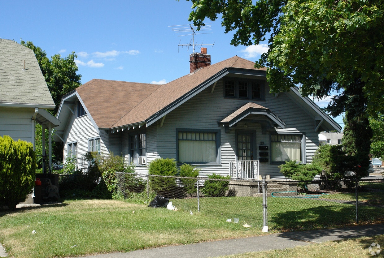 27 E Nora Ave, Spokane, WA 99207 Apartments in Spokane, WA