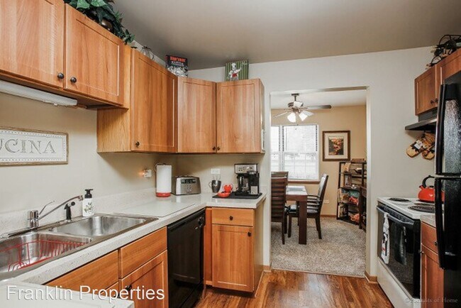 Foto del edificio - 220-248 S Rush St