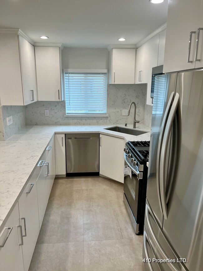 Apartamento 14 - Cocina renovada - Primrose Terrace