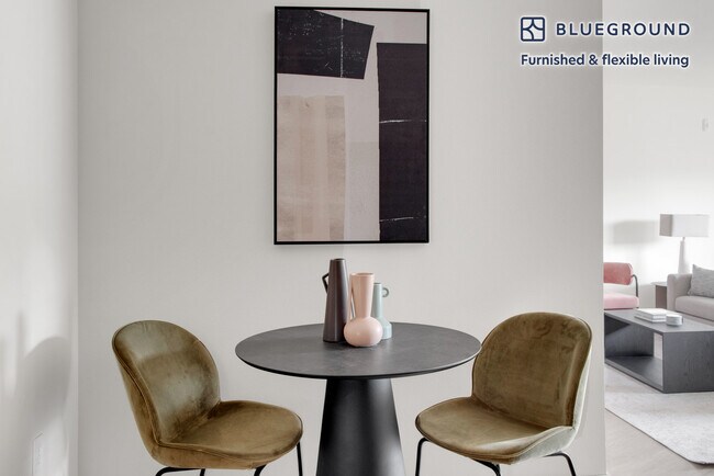 Building Photo - 1111 E Union St