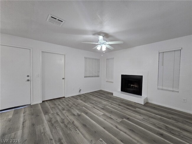Foto del edificio - 2742 Alicialynn Way