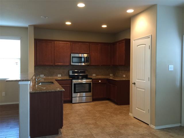 Foto del edificio - 12220 Walden Wood Dr