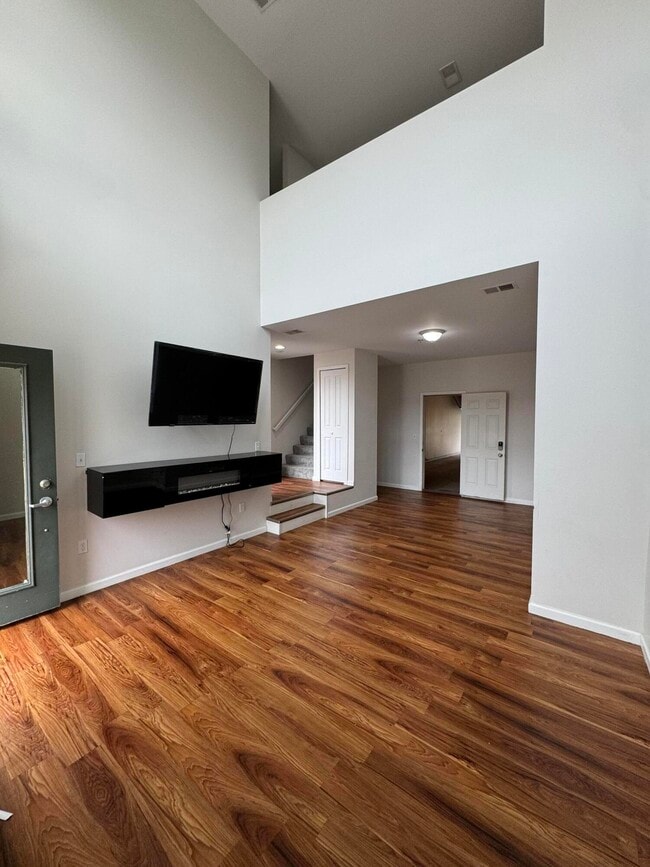 Building Photo - 413 Legato Dr