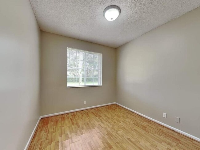 Foto del edificio - 4095 NW 79th Ave