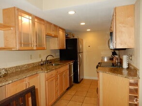 Building Photo - 2902 Shadow Creek Dr
