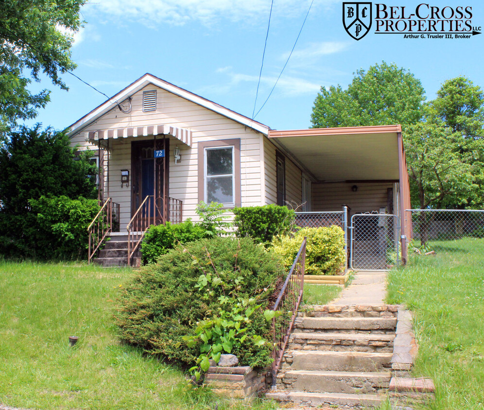 Primary Photo - 2 Bedroom, 1 Bath house - Available 8/07/2025