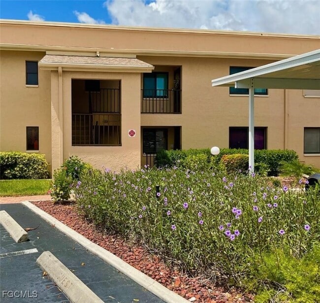 Foto del edificio - 3708 SE 12th Ave