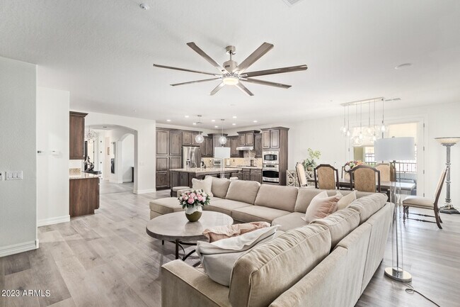 Building Photo - 1777 Ocotillo Rd