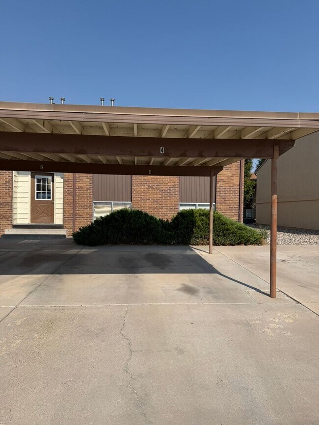 Foto del edificio - 812 W Cedar Ct