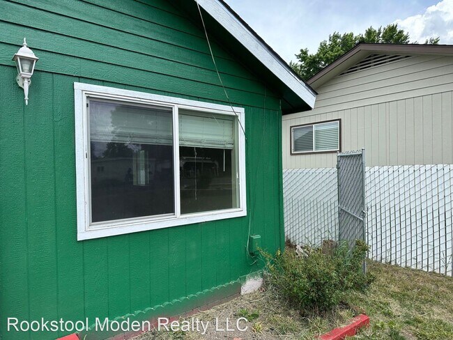 Building Photo - 2 br, 1 bath House - 4831 Frieda Ave
