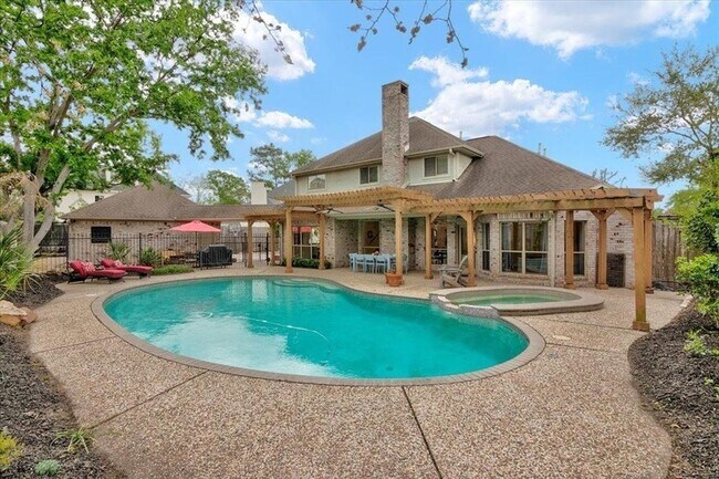 Foto del edificio - 4820 Ashland Ln