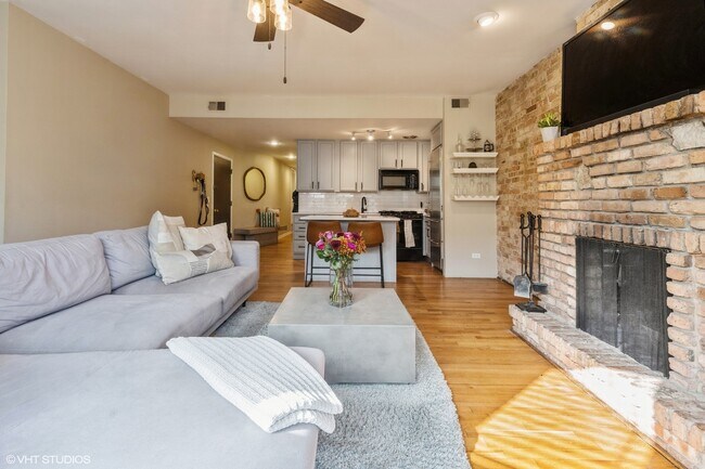 Foto del edificio - 2956 N Halsted St