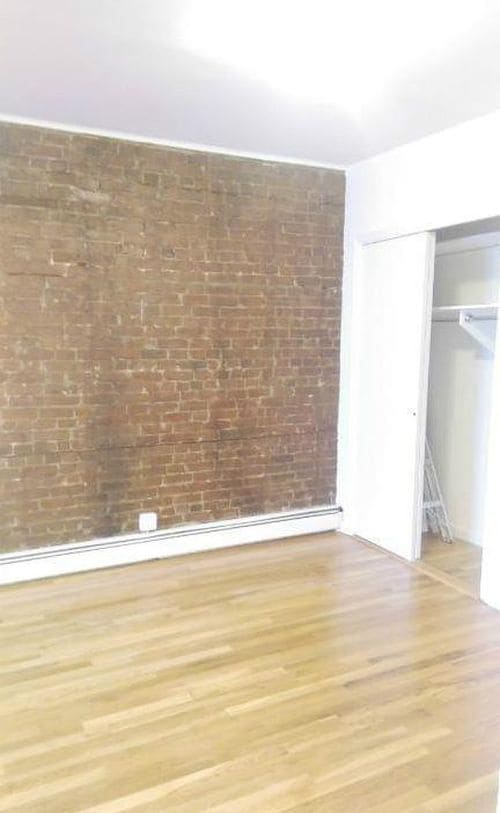 Building Photo - 512 3rd Ave